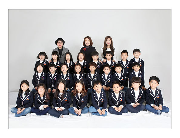 졸업 앨범 시안들 입니다.